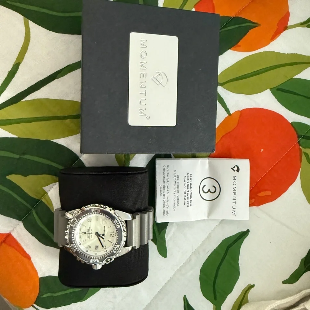 Momentum Men's Grey Silicone Strap Dive Watch - Grey - Picture 2 of 5